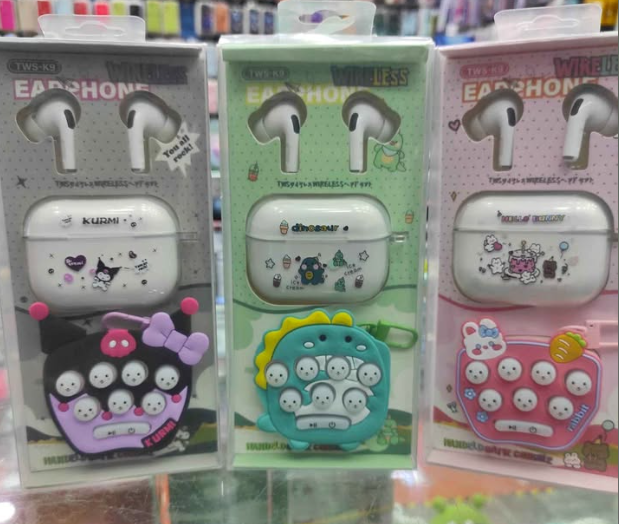 Combo Audifonos Inalambricos Diseño + Llavero Pop It