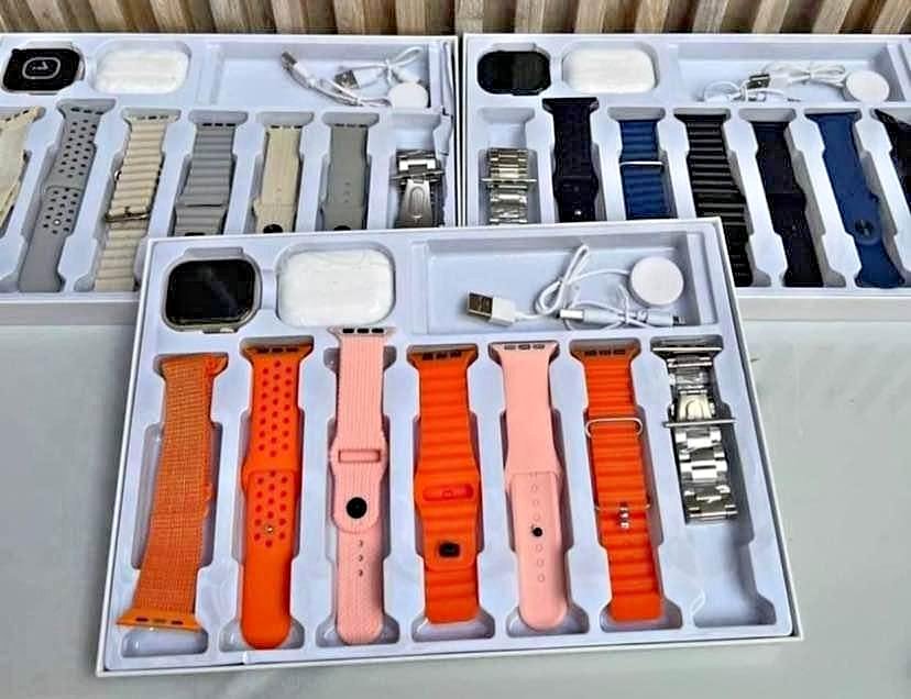 Combo V11 Airpods Pro + Reloj con 7 Correas